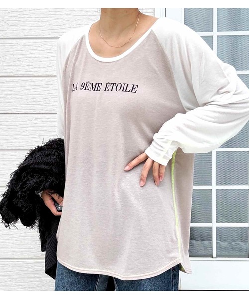 Q(キュー)の「【着回し抜群】ラグランロゴロンT 秋冬(Tシャツ/カットソー・レディース・パープル/グレイッシュベージュ/ブラック・MEDIUM)」の6枚目の写真