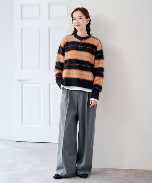 U by SPICK&SPAN(ユーバイスピックアンドスパン)の「裏起毛タックパンツ(スラックス・レディース・チャコールグレー/ブラウン・36/38)」の6枚目の写真