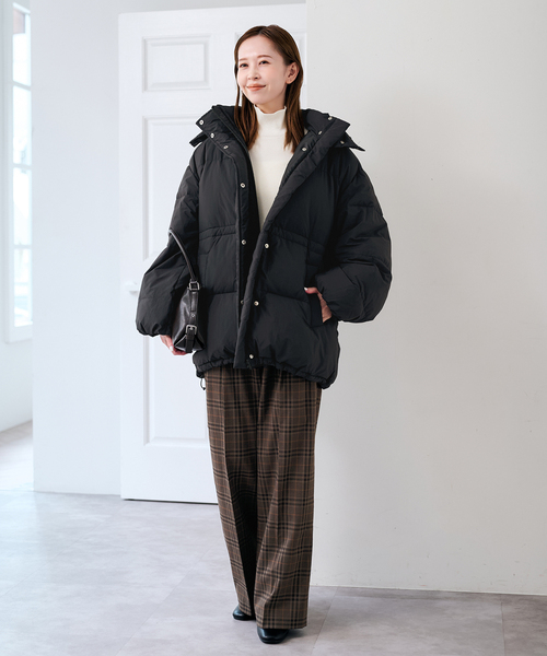 U by SPICK&SPAN(ユーバイスピックアンドスパン)の「裏起毛タックパンツ(スラックス・レディース・チャコールグレー/ブラウン・36/38)」の11枚目の写真