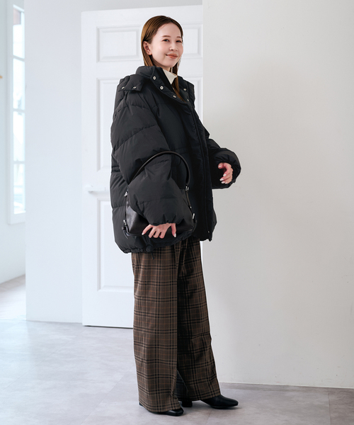 U by SPICK&SPAN(ユーバイスピックアンドスパン)の「裏起毛タックパンツ(スラックス・レディース・チャコールグレー/ブラウン・36/38)」の12枚目の写真