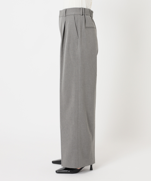 U by SPICK&SPAN(ユーバイスピックアンドスパン)の「裏起毛タックパンツ(スラックス・レディース・チャコールグレー/ブラウン・36/38)」の22枚目の写真