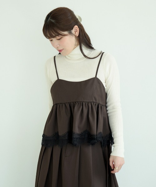 Nulli(ヌリ)の「裾レースギャザーフリルビスチェ(その他トップス・レディース・チャコールグレー/ブラック/ブラウン/グレイッシュベージュ・FREE)」の11枚目の写真