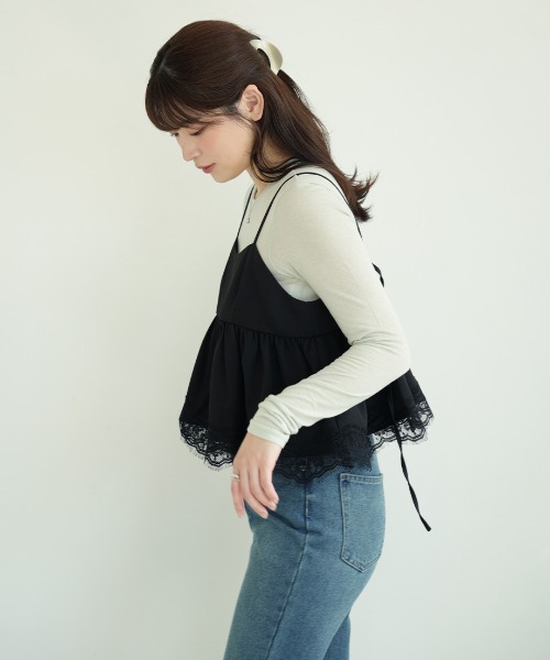 Nulli(ヌリ)の「裾レースギャザーフリルビスチェ(その他トップス・レディース・チャコールグレー/ブラック/ブラウン/グレイッシュベージュ・FREE)」の19枚目の写真