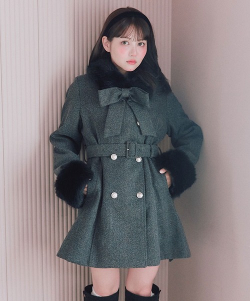 OLIVE des OLIVE(オリーブデオリーブ)の「Snow Ribbon コート(ステンカラーコート・レディース・ブラック/グレー/ベージュ/アイボリー・MEDIUM/SMALL)」の3枚目の写真