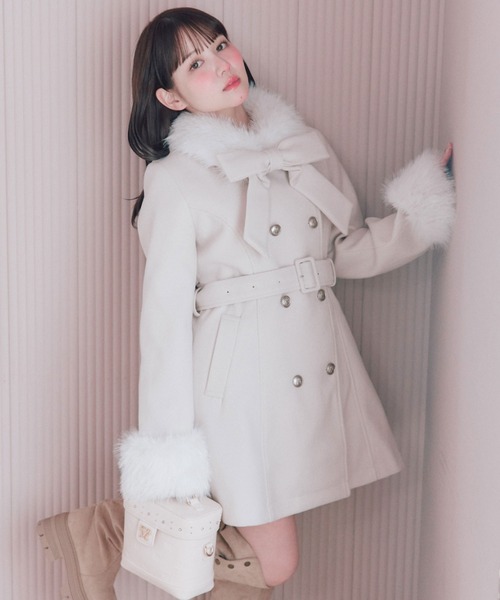 OLIVE des OLIVE(オリーブデオリーブ)の「Snow Ribbon コート(ステンカラーコート・レディース・ブラック/グレー/ベージュ/アイボリー・MEDIUM/SMALL)」の1枚目の写真