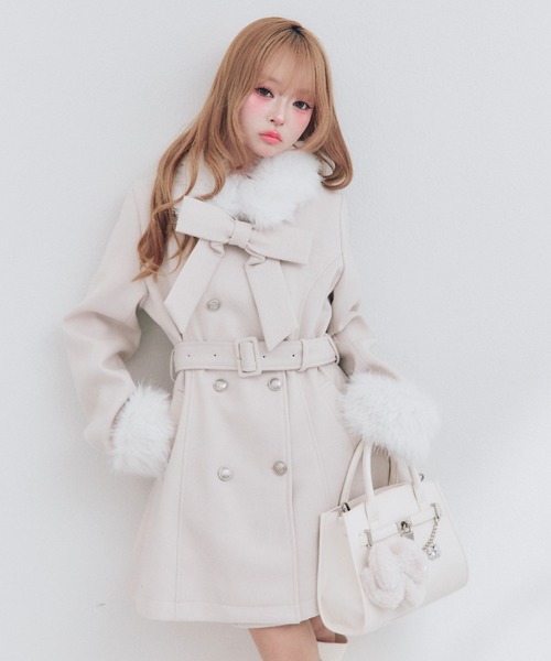 OLIVE des OLIVE(オリーブデオリーブ)の「Snow Ribbon コート(ステンカラーコート・レディース・ブラック/グレー/ベージュ/アイボリー・MEDIUM/SMALL)」の17枚目の写真