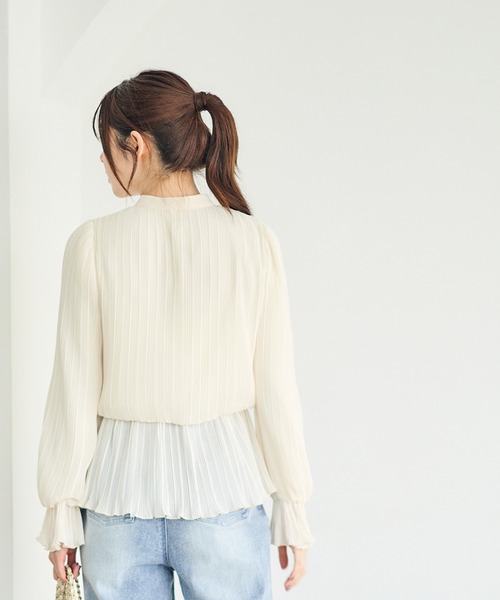 12Twelve Agenda（トゥエルブ　アジェンダ）の「総プリーツペプラムブラウス（シャツ/ブラウス・レディース・ブラック/アイボリー・M）」の6枚目の写真