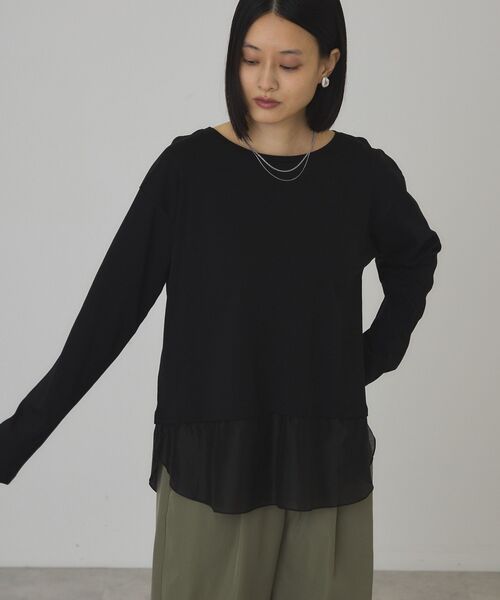 AMERICAN HOLIC(アメリカンホリック)の「裾異素材プルオーバー(Tシャツ/カットソー・レディース・オフホワイト/ブラック・FREE)」の2枚目の写真