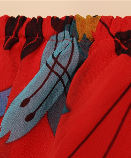 SLY(スライ)の「KIELO FLOWER フリルTOPS(タンクトップ・レディース・ダークグリーン/レッド/ネイビー・FREE)」の10枚目の写真