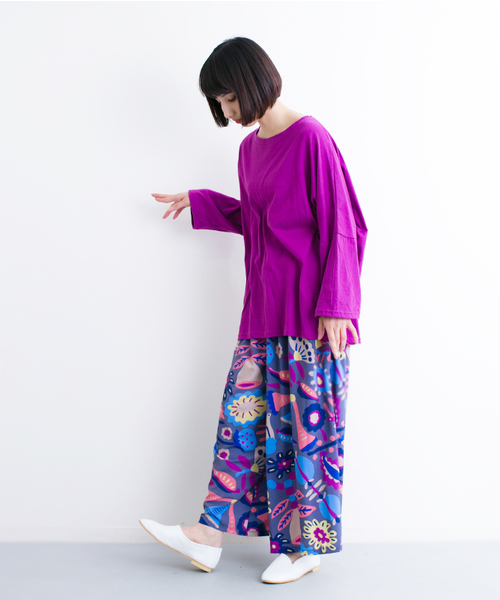 MERLOT（メルロー）の「唄うフラワーズ柄ワイドパンツ5917（その他パンツ・レディース・ベージュ/ブル－グレ－・FREE）」の12枚目の写真