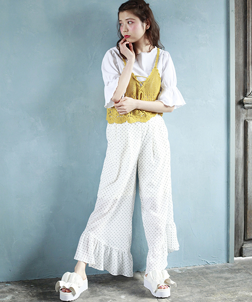 one after another NICE CLAUP（ワンアフターアナザーナイスクラップ）の「キャンディースリーブ半袖トップス（Tシャツ/カットソー・レディース・ラベンダー/ブラック/オフホワイト/イエロー・FREE）」の9枚目の写真