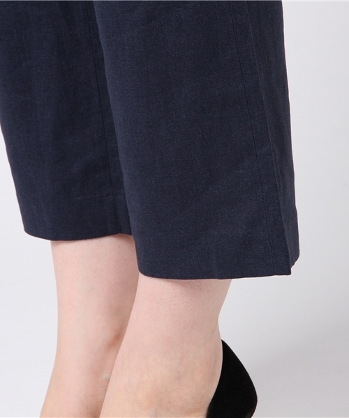 MOUSSY(マウジー)の「LINEN CROPPED PANTS(その他パンツ・レディース・ベージュ/ネイビー・1/2)」の9枚目の写真