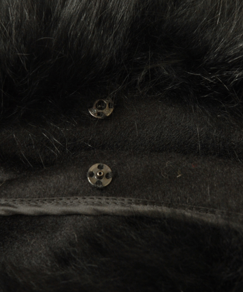 sankyo shokai（サンキョウショウカイ）の「カシミヤケープ（ポンチョ・レディース・ブラック/キャメル/ダークブラウン・FREE）」の8枚目の写真