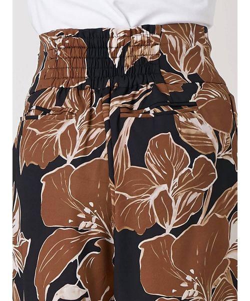 LAGUNAMOON(ラグナムーン)の「アロハフラワータックパンツ(その他パンツ・レディース・カーキ/ブラック・SMALL/MEDIUM)」の9枚目の写真
