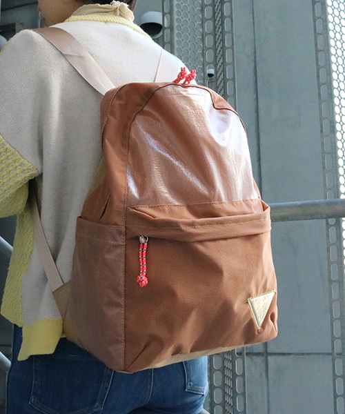 ACCOMMODE(アコモデ)の「フェスタバッグパック(バックパック/リュック)」|ベージュ