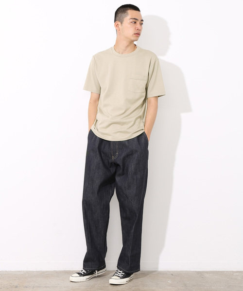 ADAM ET ROPE'(アダムエロペ)の「AW ラグジュアリーコットンクルーネックTシャツ(Tシャツ/カットソー・メンズ・ホワイト/ベージュ/ネイビー・S/M/L)」の4枚目の写真