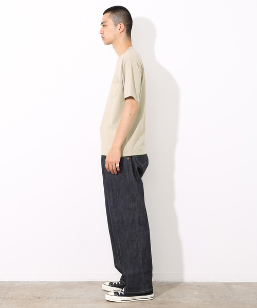 ADAM ET ROPE'(アダムエロペ)の「AW ラグジュアリーコットンクルーネックTシャツ(Tシャツ/カットソー・メンズ・ホワイト/ベージュ/ネイビー・S/M/L)」の14枚目の写真