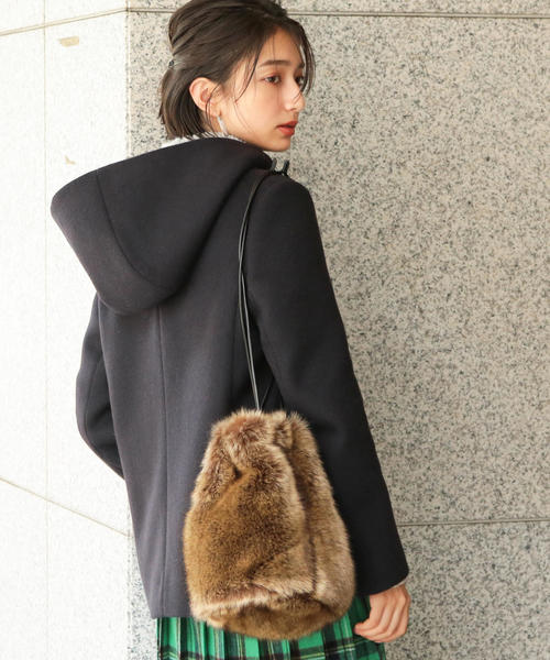 BEAUTY&YOUTH UNITED ARROWS（ビューティーアンドユースユナイテッドアローズ）の「BY∴ フェイクファードローストバッグ（ショルダーバッグ・レディース・ブラウン・FREE）」の3枚目の写真