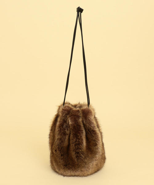 BEAUTY&YOUTH UNITED ARROWS（ビューティーアンドユースユナイテッドアローズ）の「BY∴ フェイクファードローストバッグ（ショルダーバッグ・レディース・ブラウン・FREE）」の5枚目の写真