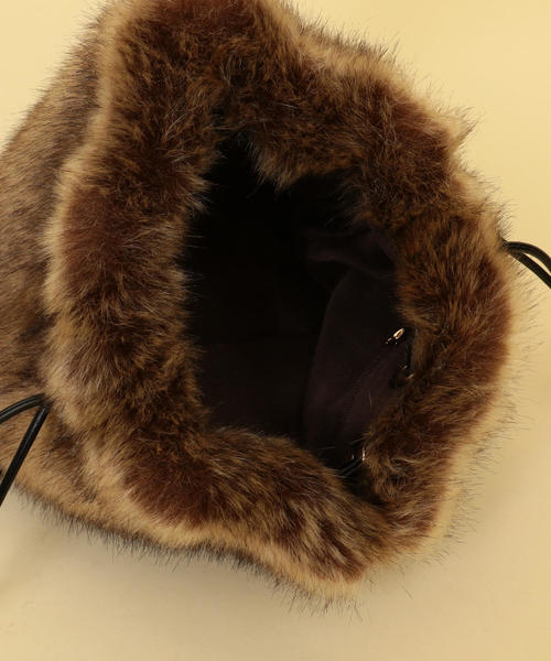 BEAUTY&YOUTH UNITED ARROWS（ビューティーアンドユースユナイテッドアローズ）の「BY∴ フェイクファードローストバッグ（ショルダーバッグ・レディース・ブラウン・FREE）」の9枚目の写真