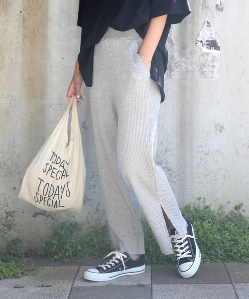 classicalelf（クラシカルエルフ）の「外スリット入りワッフル地ワイドルーズストレート無地イージーパンツ(フルレングス)（スウェットパンツ・レディース・ブラック/ブラウン/グレー・MEDIUM/LARGE/X-LARGE/XX-LARGE）」の7枚目の写真