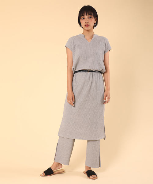 classicalelf（クラシカルエルフ）の「外スリット入りワッフル地ワイドルーズストレート無地イージーパンツ(フルレングス)（スウェットパンツ・レディース・ブラック/ブラウン/グレー・MEDIUM/LARGE/X-LARGE/XX-LARGE）」の19枚目の写真