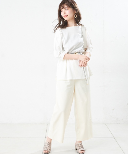 natural couture（ナチュラルクチュール）の「細ベルト付きボートネックT（Tシャツ/カットソー・レディース・ベージュ/オフホワイト/オレンジ/モカ/スミクロ・FREE）」の15枚目の写真