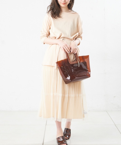 natural couture（ナチュラルクチュール）の「細ベルト付きボートネックT（Tシャツ/カットソー・レディース・ベージュ/オフホワイト/オレンジ/モカ/スミクロ・FREE）」の16枚目の写真