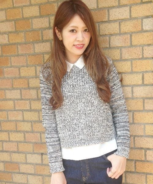 Another Edition(アナザーエディション)の「AE MIX アゼ ケーブル PO(ニット/セーター・レディース・ブラック/ピンク/イエロー・フリー)」の2枚目の写真