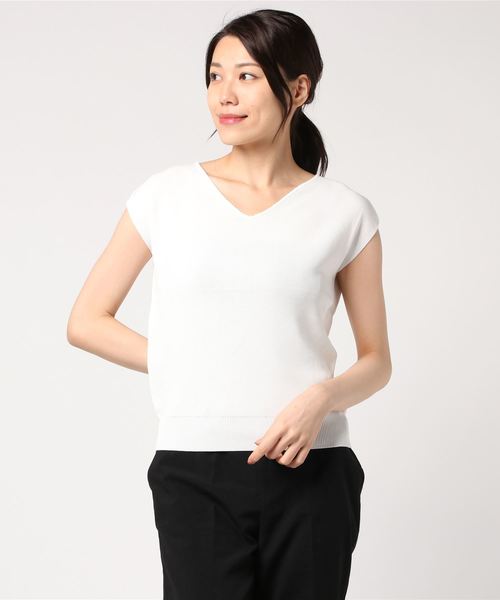 TRUDEA(トルディア)の「バックメタルプレート フレンチスリーブニット(ニット/セーター・レディース・ホワイト/ブラック/モカ/カーキ/ネイビー/ピンク・MEDIUM/LARGE)」の20枚目の写真