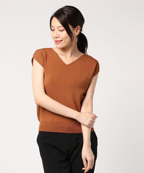 TRUDEA(トルディア)の「バックメタルプレート フレンチスリーブニット(ニット/セーター・レディース・ホワイト/ブラック/モカ/カーキ/ネイビー/ピンク・MEDIUM/LARGE)」の18枚目の写真