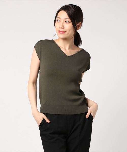 TRUDEA(トルディア)の「バックメタルプレート フレンチスリーブニット(ニット/セーター・レディース・ホワイト/ブラック/モカ/カーキ/ネイビー/ピンク・MEDIUM/LARGE)」の17枚目の写真