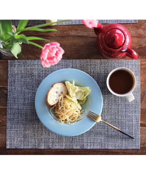 Jubilee(ジュビリー)の「【4枚セット】 北欧デザイン PVC 撥水 ランチョンマット(ランチョンマット/テーブルウェア・レディース・ブラック/ピンク/イエロー/ブルー/ブロンズ/マルチ/ライラック/パープル/ライトグリーン/ゴールド系その他/ダークブラウン/レッド/ベージュ/ブラック系その他/ブラウン系その他/クリーム/ブラック×シルバー/ブラウン系その他2/ブラウン系その他3/ベージュ系その他2/ブラック系その他2/レッド系その他/その他/グレー系その他/ベージュ系その他/バーガンディー/シルバー/ミント/インディゴブルー/カーキ/グレー/ライトブルー/ネイビー/ゴールド系その他2/ゴールド系その他3/ブラウン系/ブラウン系1/ブラウン系2/グリーン系/レッド系その他3/レッド系その他4/レッド系その他5/シルバー系その他2/シルバー系その他3/シルバー系その他4/ブラウン系その他6/ブラウン系その他7/ベージュ系その他3/ベージュ系その他4/レッド系その他2/グレー系その他2/グレー系その他3/ブラウン系その他4/ブラウン系その他5/ブラック系その他3/ブラック系その他4/キャメル/シルバー系その他/その他1/ホワイト×ブラック/ブラック系その他5/ホワイト×グレー/ブラウン系3/グリーン系1/ベージュ系その他5/ブラウン系5/チャコールグレー/ゴールド系その他5/オリーブ/ホワイト×レッド/ゴールド系その他4/ブルー系/ホワイト系その他/ライム/ブラック×ホワイト/ブラック系その他6/ブラウン系4/ブラック×ゴールド/ゴールド系その他6/シルバー系その他5/その他27/その他28/その他29/その他30/その他31/その他32/その他21/その他22/その他23/その他24/その他25/その他26/その他16/その他17/その他18/その他19/その他20/その他11/その他12/その他13/その他14/その他15/その他6/その他7/その他8/その他9/その他10/その他5/その他2/その他3/その他4・FREE)」の6枚目の写真