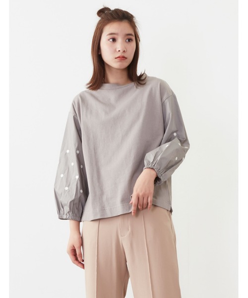 POU DOU DOU(プードゥドゥ)の「ドット刺繍スリーブトップス(Tシャツ/カットソー・レディース・ライトグレー/ネイビー/アイボリー・3)」の3枚目の写真