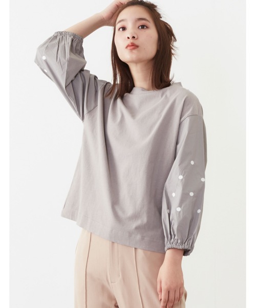 POU DOU DOU(プードゥドゥ)の「ドット刺繍スリーブトップス(Tシャツ/カットソー・レディース・ライトグレー/ネイビー/アイボリー・3)」の7枚目の写真