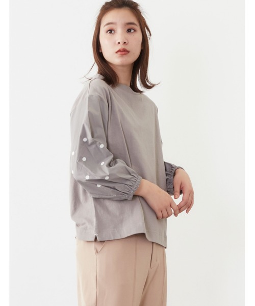 POU DOU DOU(プードゥドゥ)の「ドット刺繍スリーブトップス(Tシャツ/カットソー・レディース・ライトグレー/ネイビー/アイボリー・3)」の8枚目の写真