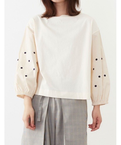 POU DOU DOU(プードゥドゥ)の「ドット刺繍スリーブトップス(Tシャツ/カットソー・レディース・ライトグレー/ネイビー/アイボリー・3)」の19枚目の写真