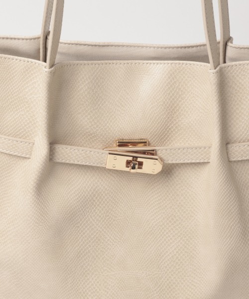 GLOBAL WORK(グローバルワーク)の「メタルポイントトート/891684(トートバッグ・レディース・ブラック/ベージュ/グリーン/アイボリー・FREE)」の8枚目の写真