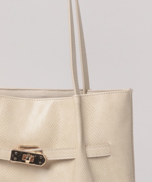 GLOBAL WORK(グローバルワーク)の「メタルポイントトート/891684(トートバッグ・レディース・ブラック/ベージュ/グリーン/アイボリー・FREE)」の13枚目の写真