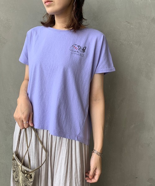The Endless Summer（エンドレスサマー）の「[THE ENDLESS SUMMER/エンドレスサマー] 別注 BUHI Tシャツ（Tシャツ/カットソー・レディース・ホワイト/ベージュ/サックスブルー/ピンク/ライトパープル・XS）」の2枚目の写真
