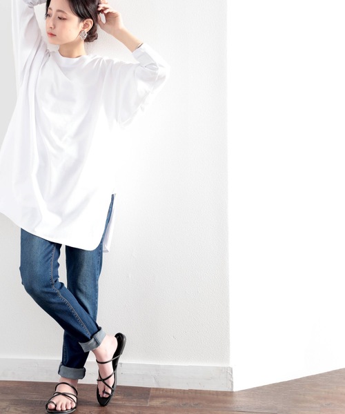 classicalelf（クラシカルエルフ）の「スリットで抜け感を、バックプリント無地ロング丈カットソー（Tシャツ/カットソー・レディース・ホワイト/ブラック/ベージュ/モカ/ブラウン系その他/グリーン系その他・MEDIUM/X-LARGE）」の15枚目の写真