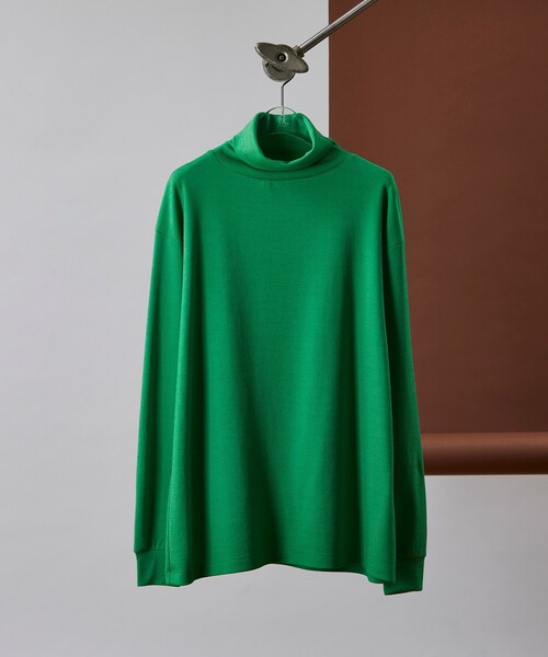 tk.TAKEO KIKUCHI（ティーケータケオキクチ）の「【S～3L】ミラノリブタートルネックニットソー（ユニセックスアイテム）（Tシャツ/カットソー・レディース・ブラック/ダークグリーン/ベージュ/ブラウン系/ピンク系/オフホワイト/ダークブラウン/ライトグレー/グリーン/ライトブルー/ダークグレー/グレー系・01/02/03/04/05）」の10枚目の写真