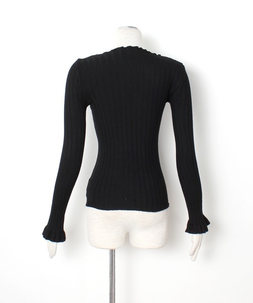 Primazel（プリマゼル）の「長袖メロウニットソー（Tシャツ/カットソー・レディース・ブラック/ベージュ/ホワイト・ONE SIZE）」の6枚目の写真