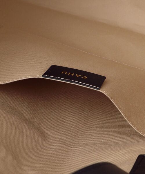 SHIPS(シップス)の「CAHU:Petit Pratique(トートバッグ・レディース・ベージュ/ブラック・ONE SIZE)」の8枚目の写真