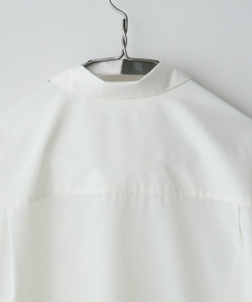 WYM LIDNM(ウィム バイ リドム)の「NEW BASIC MICRO SPAN BOX H/S SHIRT(シャツ/ブラウス・メンズ・ベージュ/ブラウン/グリーン系その他/ブルー系その他/チャコール/ダークブラウン/ブラウン系/サックスブルー/グリーン系/オフホワイト/グレイッシュブルー・S/M/L)」の14枚目の写真