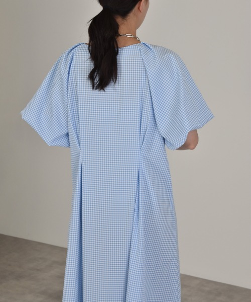 w closet（ダブルクローゼット）の「パフスリーブギンガムフレア半袖ワンピース（ワンピース・レディース・ブラック/サックスブルー/ピンク・FREE）」の7枚目の写真