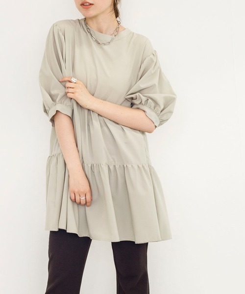 w closet（ダブルクローゼット）の「2WAYティアードチュニック（チュニック・レディース・パープル/オフホワイト/ピンク系その他/スミクロ/テラコッタ/モスグリーン・FREE）」の5枚目の写真