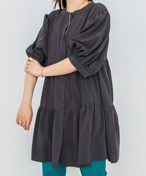 w closet（ダブルクローゼット）の「2WAYティアードチュニック（チュニック・レディース・パープル/オフホワイト/ピンク系その他/スミクロ/テラコッタ/モスグリーン・FREE）」の18枚目の写真