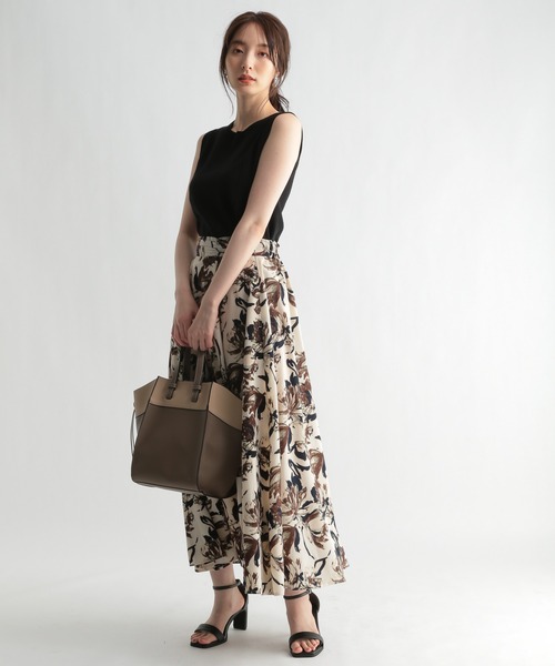 Andemiu（アンデミュウ）の「ラインキリカエノースリーブニット957091（ニット/セーター・レディース・ブラック/ピンク/アイボリー・FREE）」の6枚目の写真