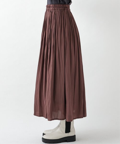 RAY CASSIN（レイカズン）の「ヴィンテージサテン消しプリーツスカート（スカート・レディース・ブラウン/グレー/ワイン/カーキ/スミクロ/キナリ/グレイッシュベージュ・FREE）」の15枚目の写真